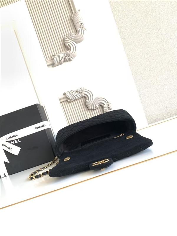 2026131214232300 700